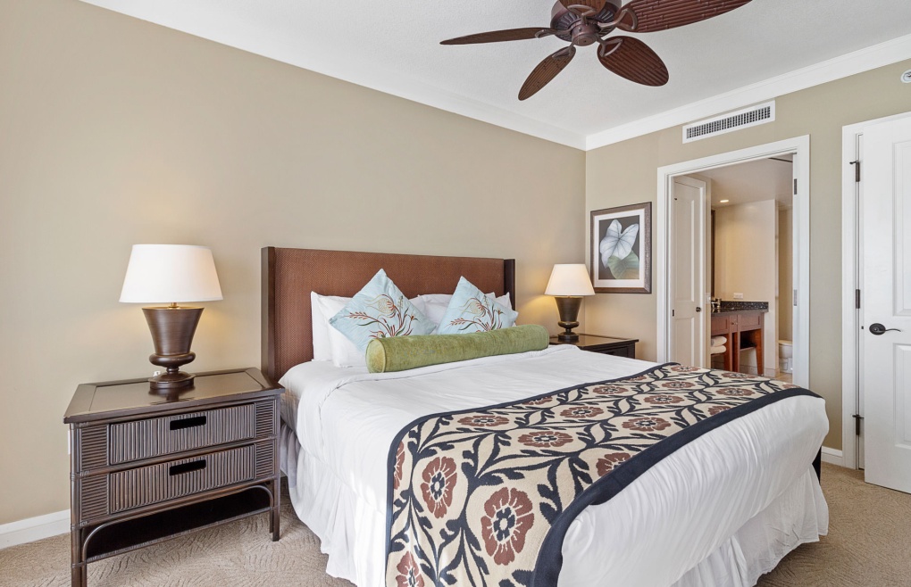 Master bedroom offers a sumptuous king size bed