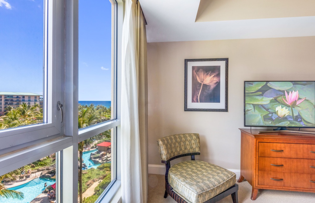 All 3 bedrooms offer views of the ocean and the lush resort pool areas